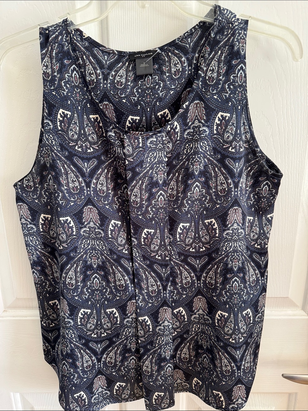 Ann Taylor Navy Paisley Sleeveless Tank‎ NWOT SZ S